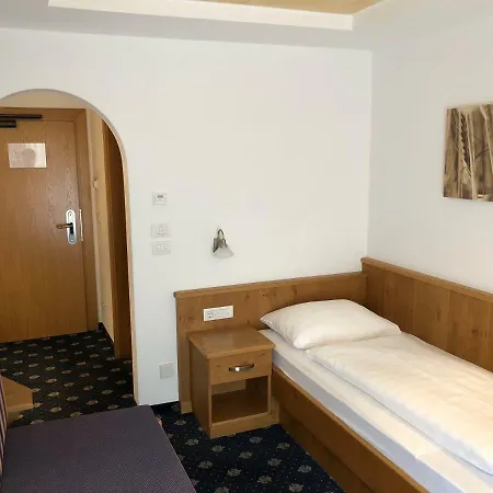 Brunnerhof Klausen-chiusa Szálloda 3*